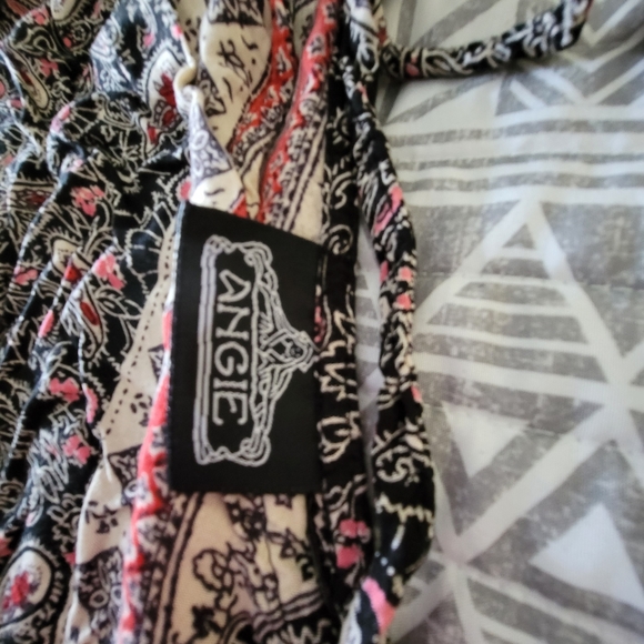 Paisley Romper Size Medium - Picture 6 of 11